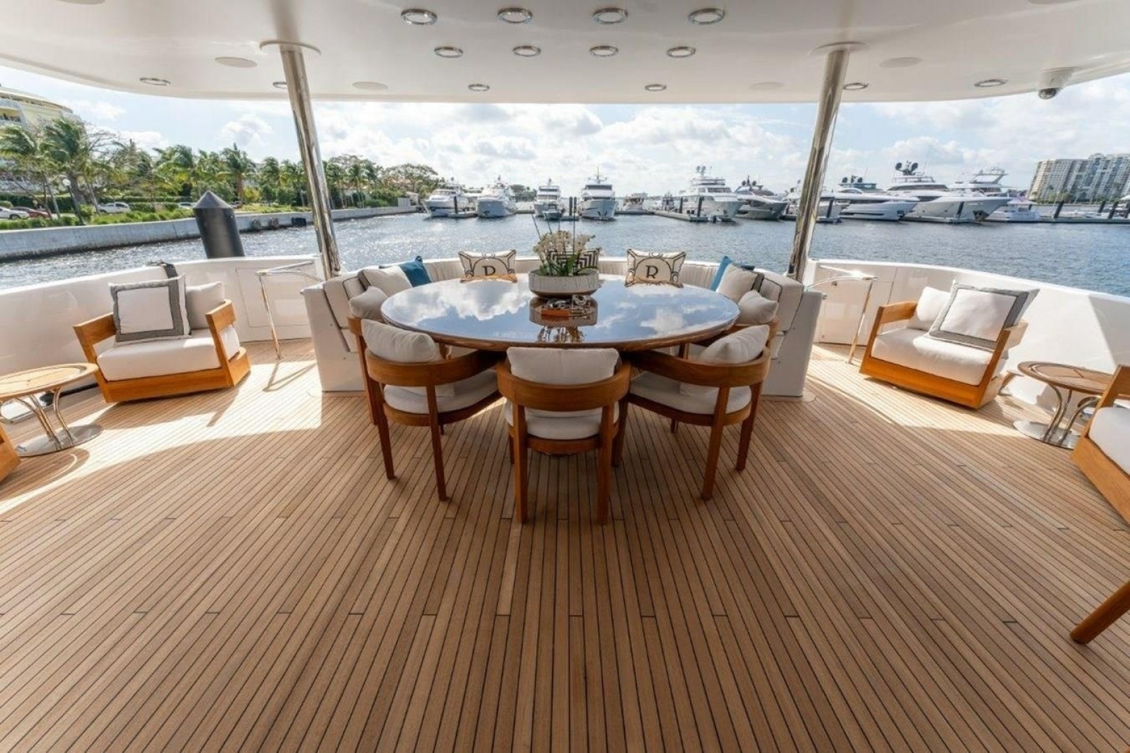 2006 Westport 130 Motoryacht - Image 16