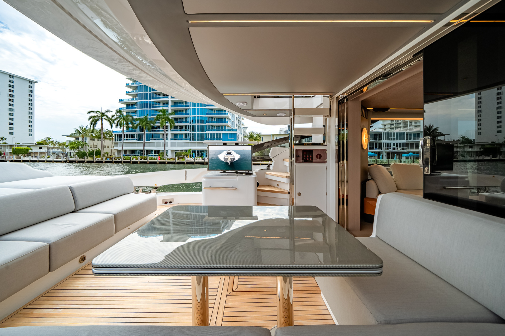 2026 Azimut S8 - Image 67