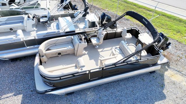 2026 Tahoe Sport 85 - 21 Rear Fish - 2