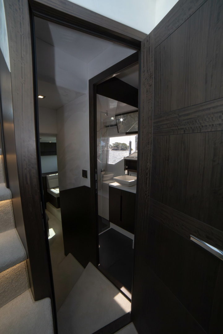 2024 Galeon 510 SKY - Image 35