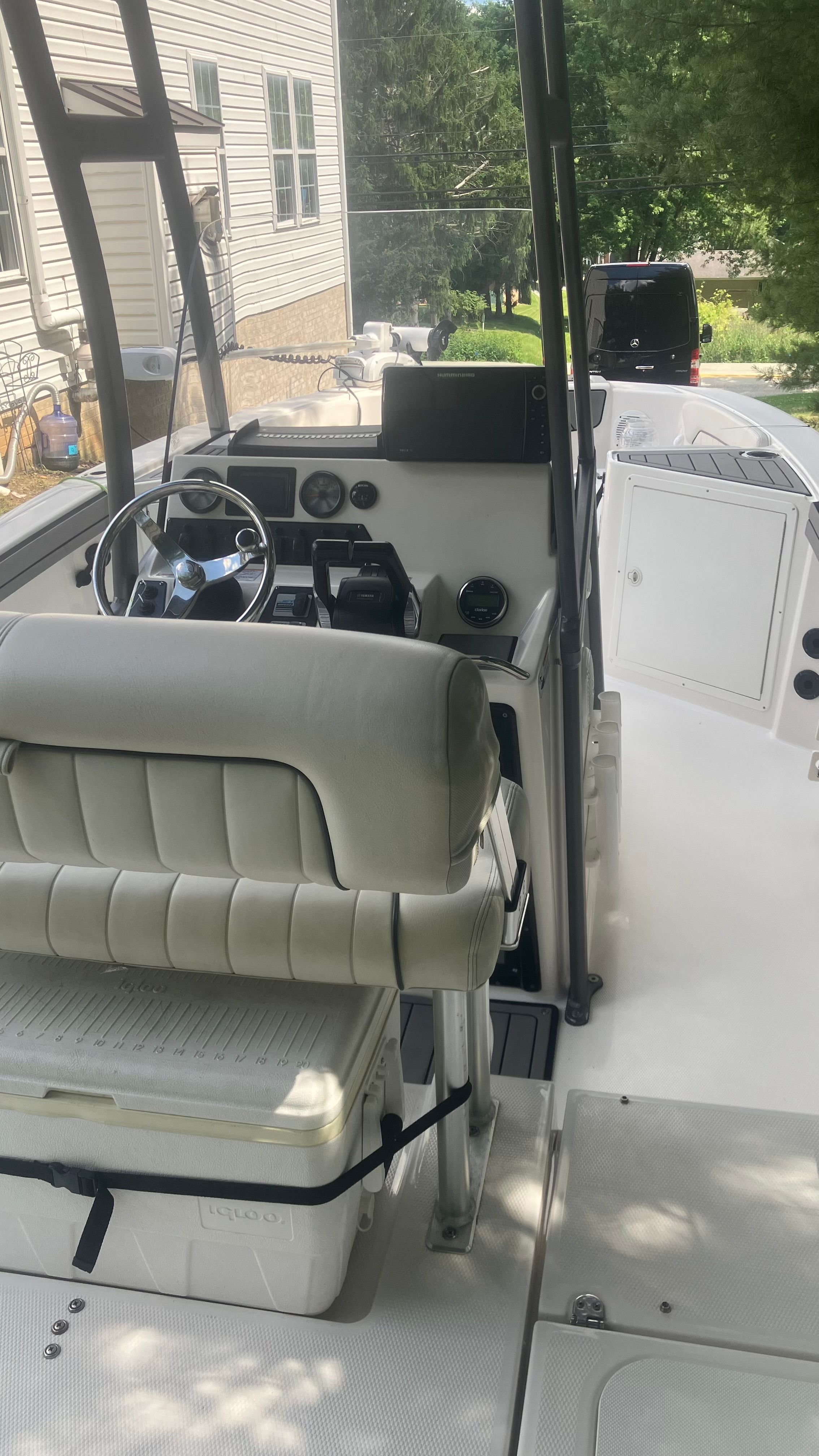2018 Yamaha Boats 210 FSH Sport - 31