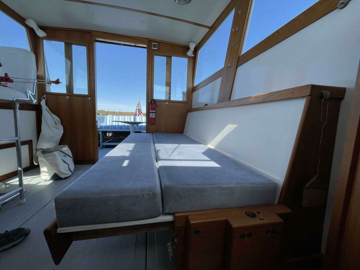 1988 Ellis Extended Pilothouse - Image 15