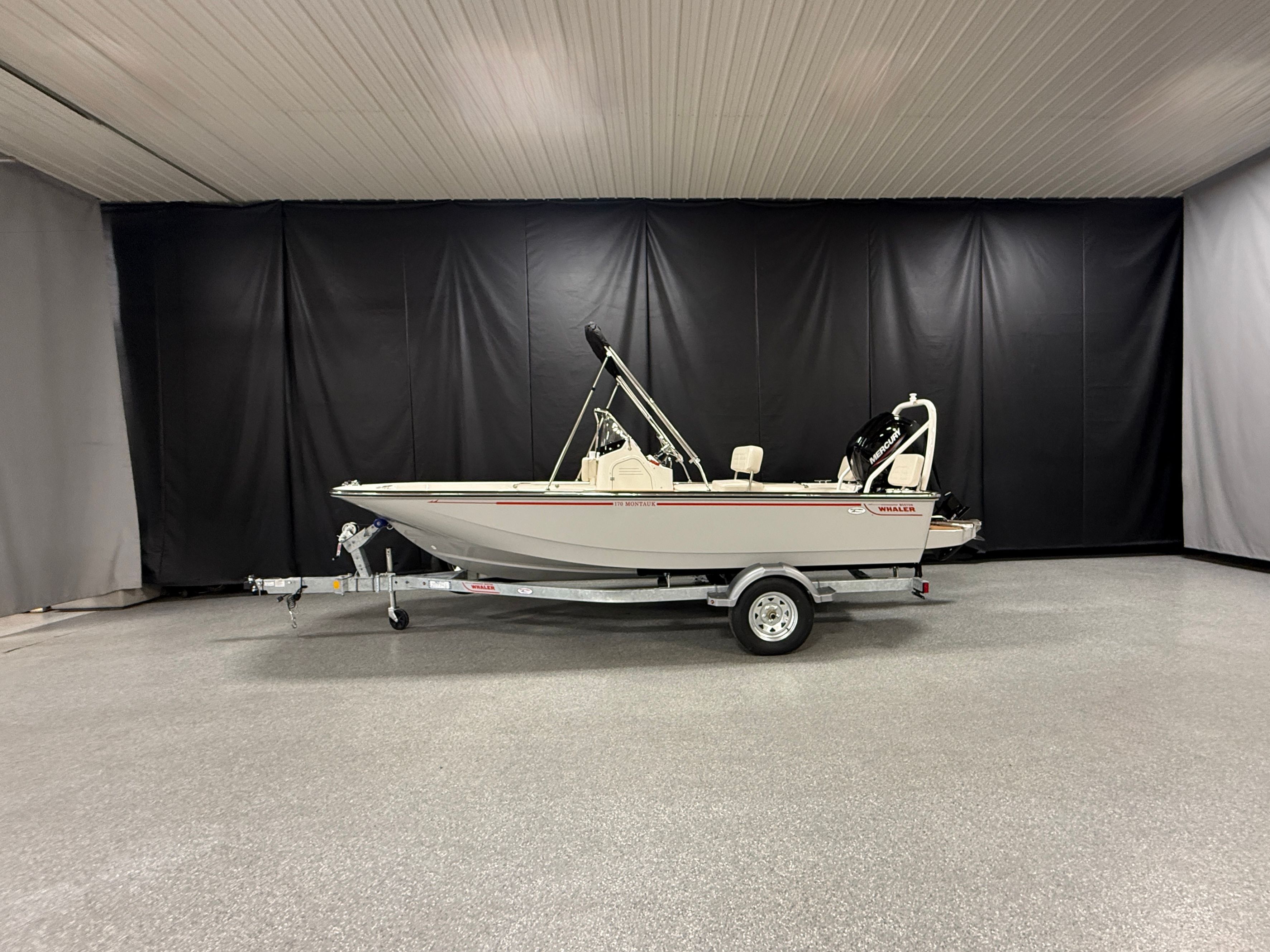 2026 Boston Whaler 170 Montauk