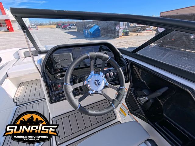 2026 Yamaha Boats 195S - 10