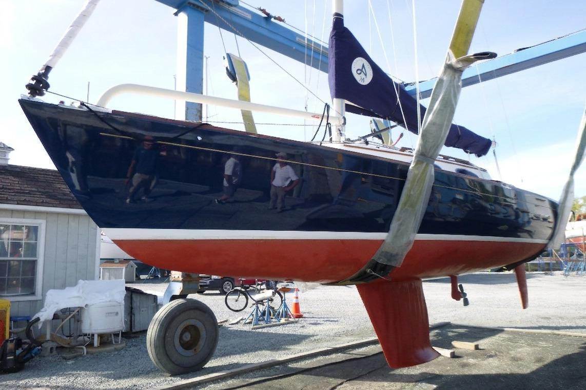 2011 Alerion Express 28