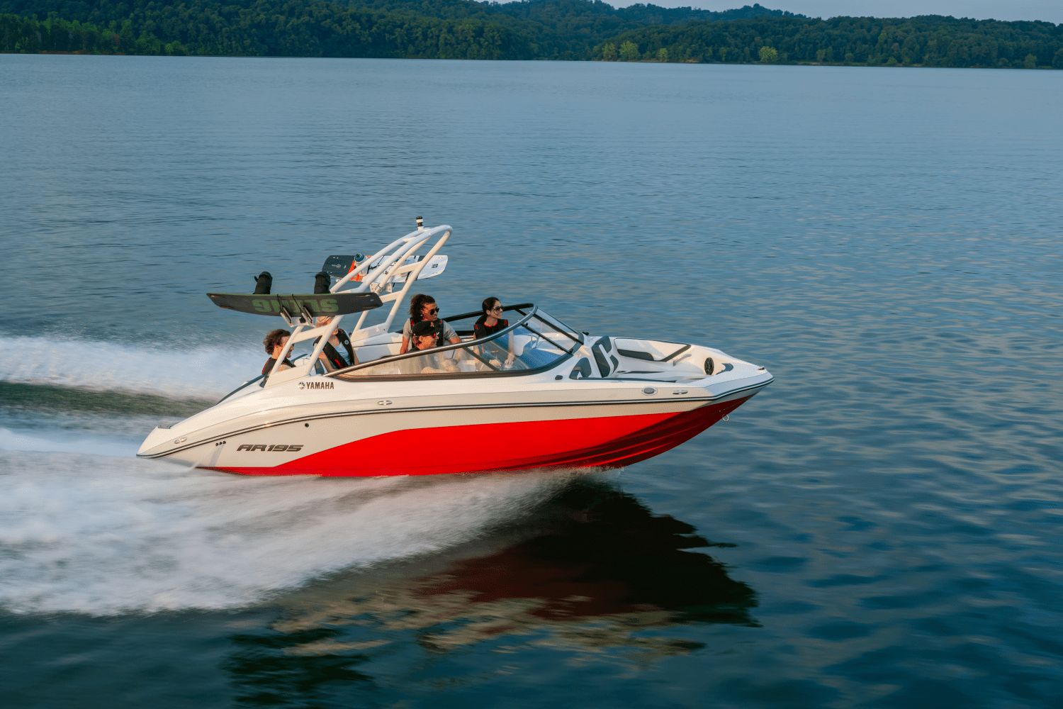 2026 Yamaha Boats AR195 - 21