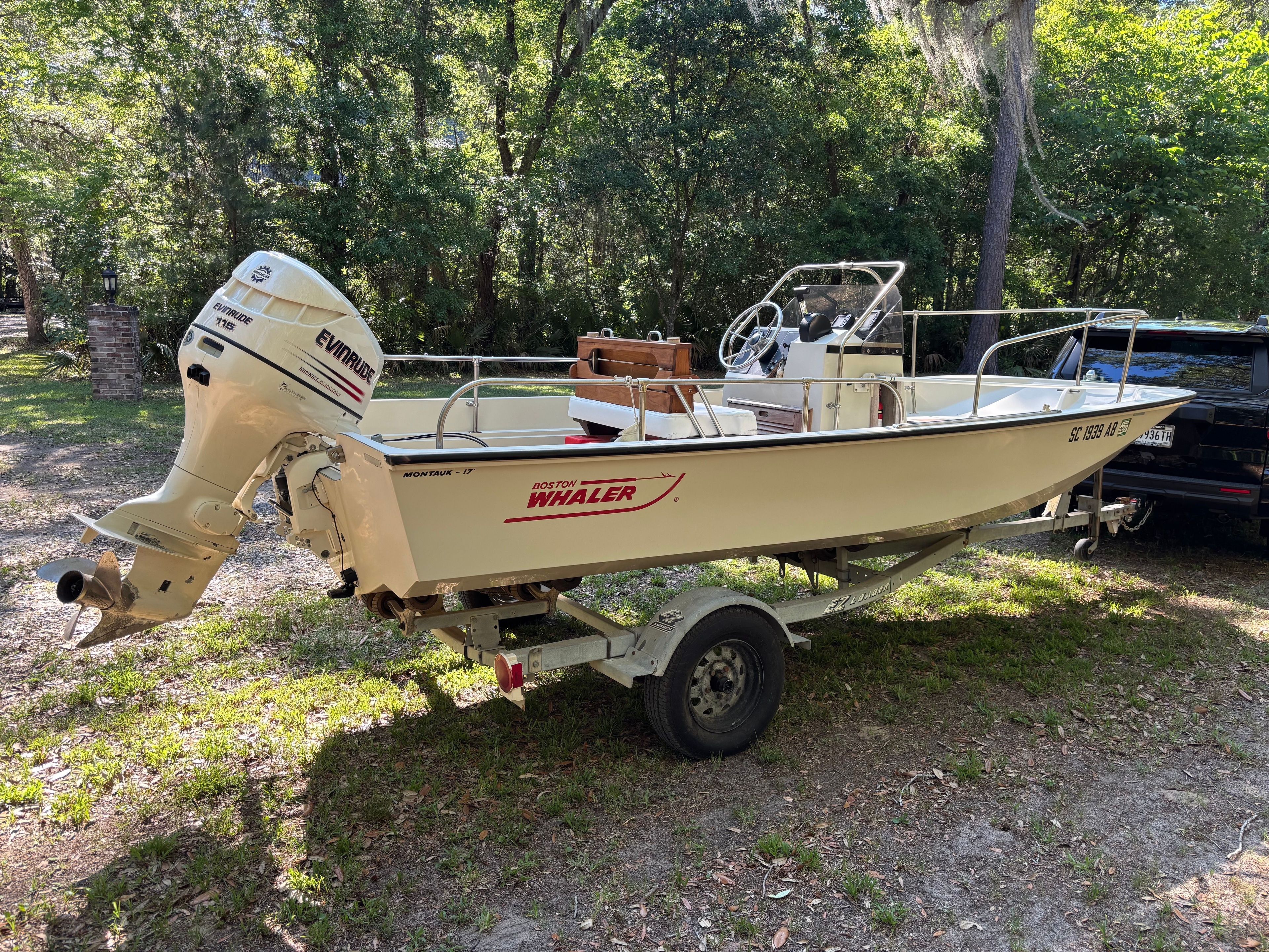 1987 Boston Whaler 17 Montauk - 4