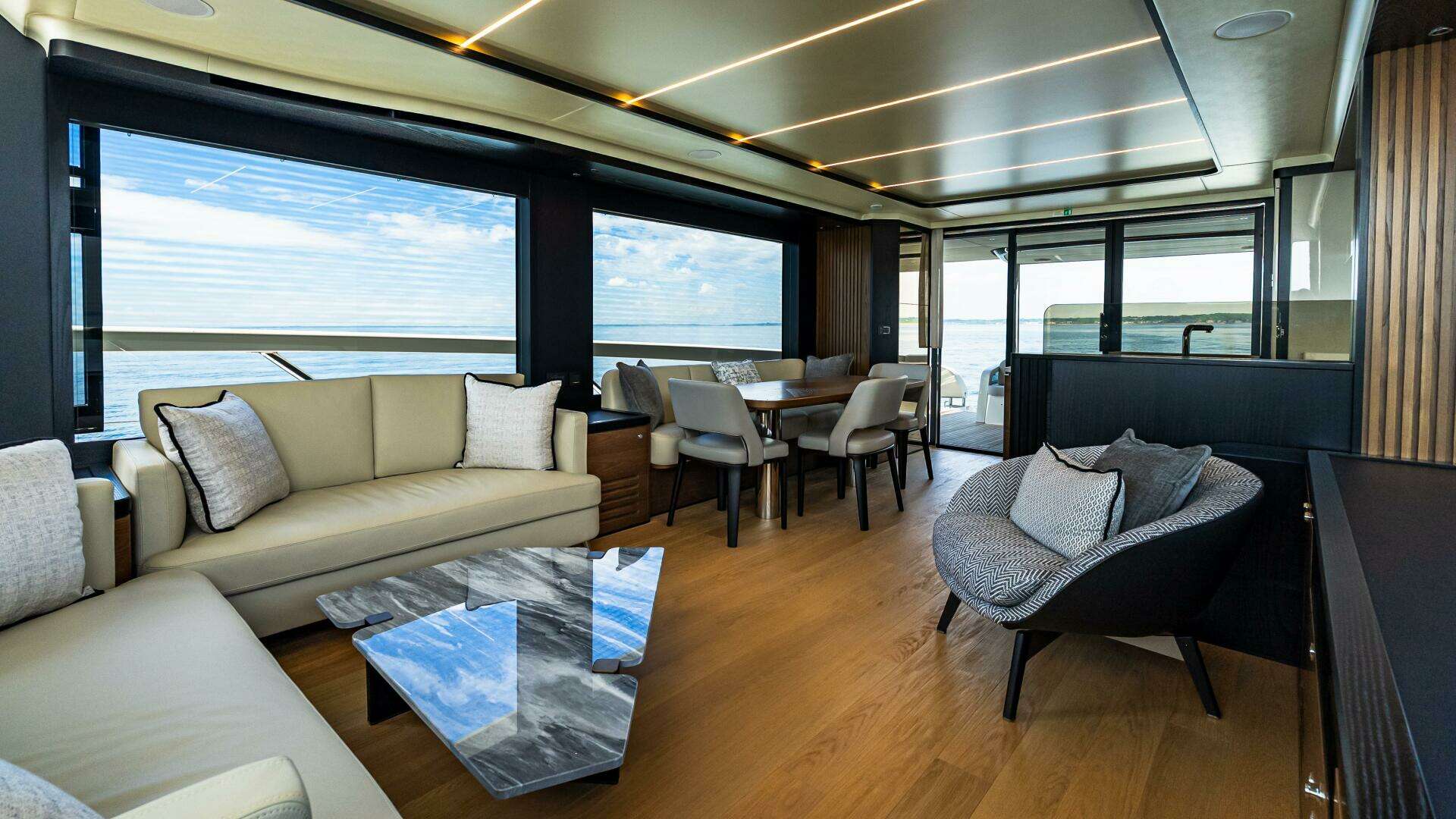 2025 Absolute Navetta 64 - Image 25