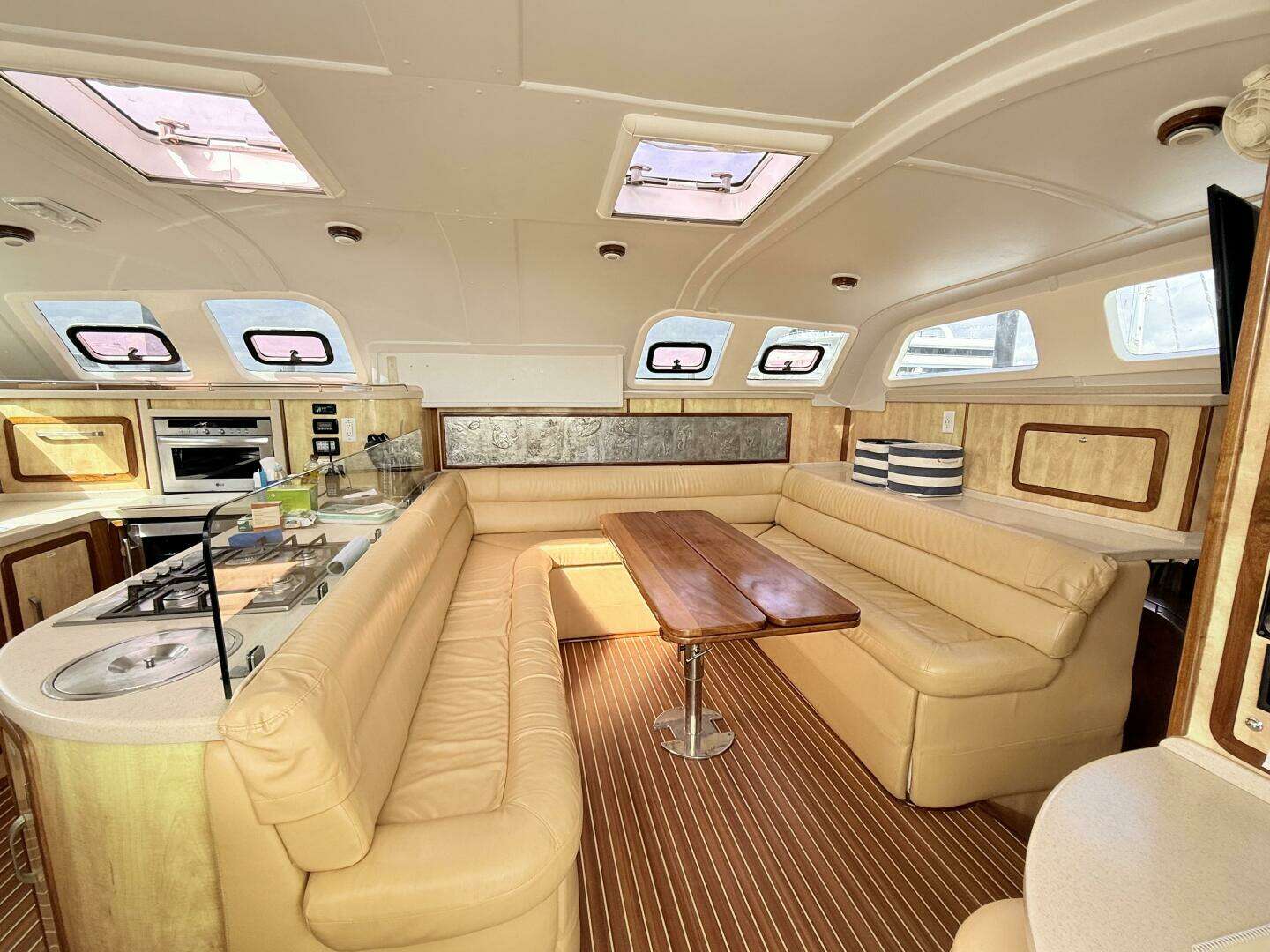 2011 Royal Cape Catamarans Majestic 53 - Image 23