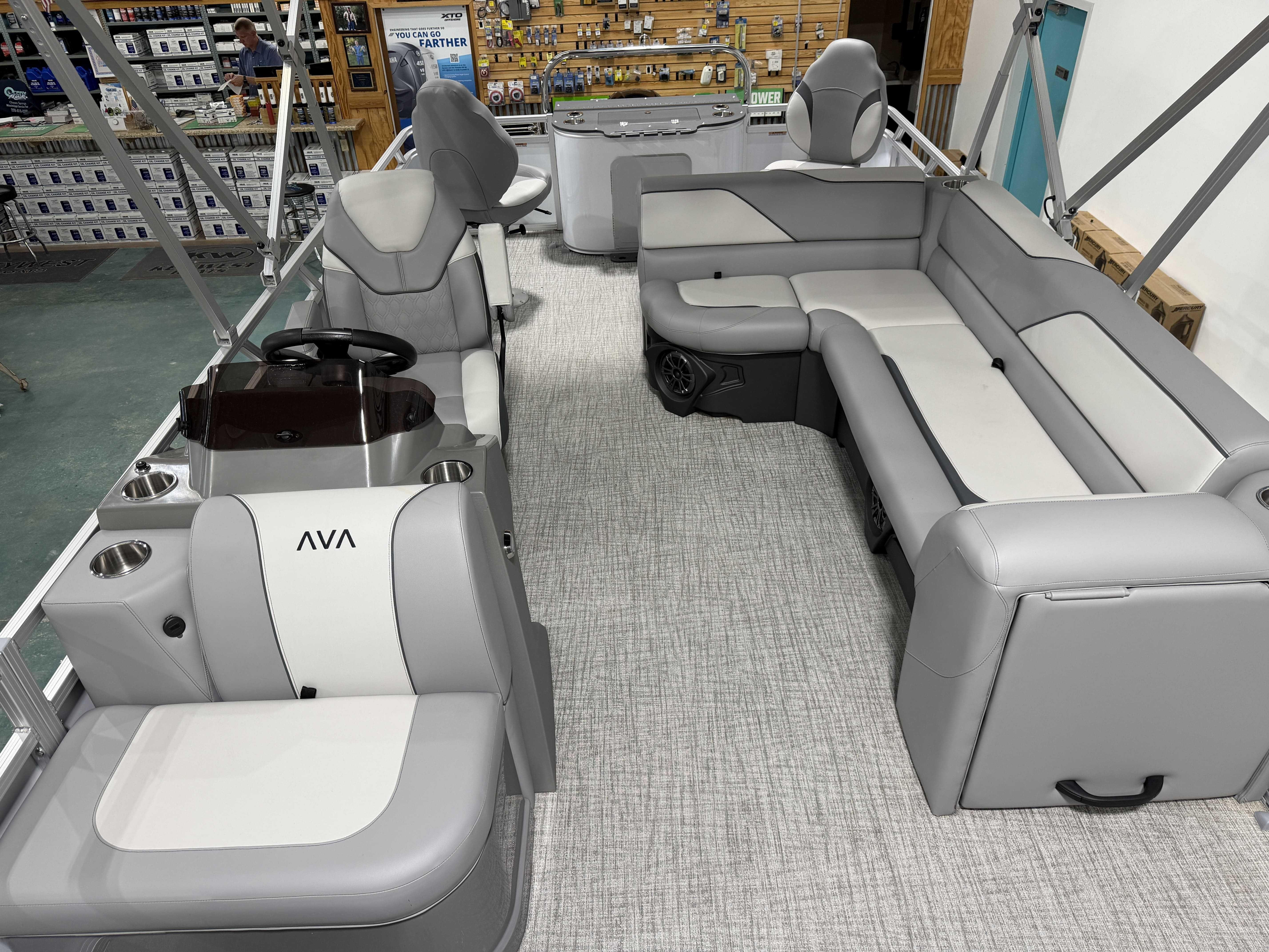 2026 Avalon Venture 85 Quad Fish - 21' - 7