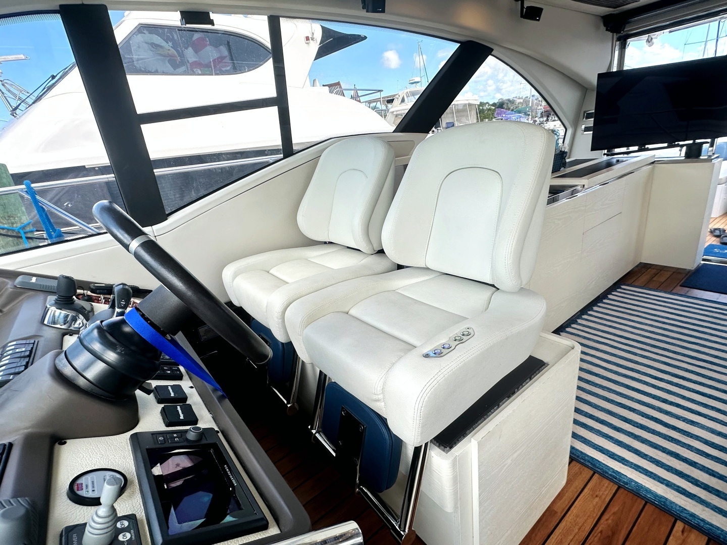 2015 Azimut 55S - Image 18
