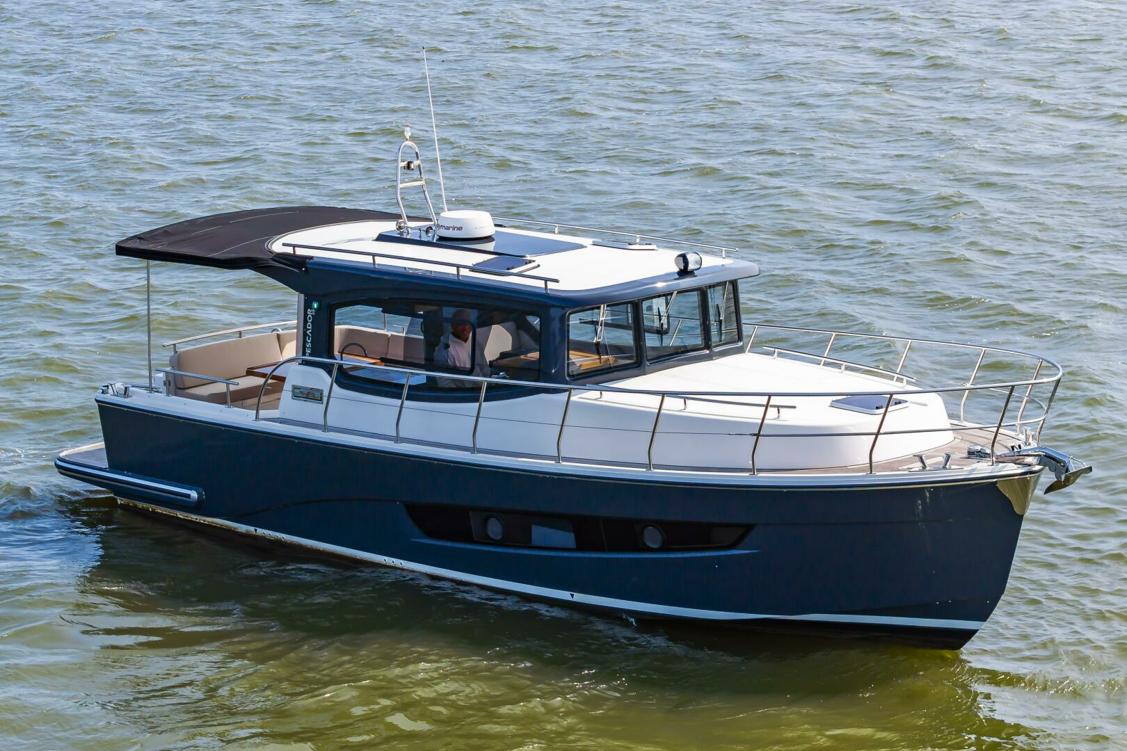 2023 El Pescador 35 - Image 3