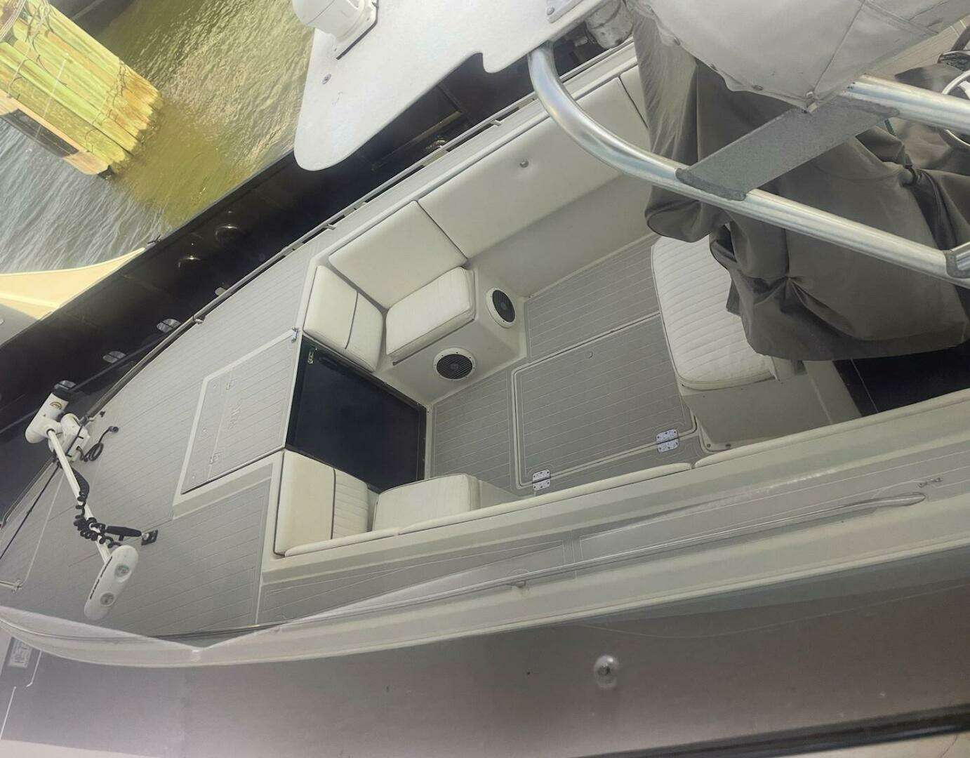 1990 Wellcraft Scarab 30 Sport - Image 8