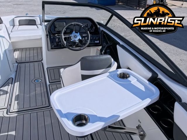 2026 Yamaha Boats 195S - 24
