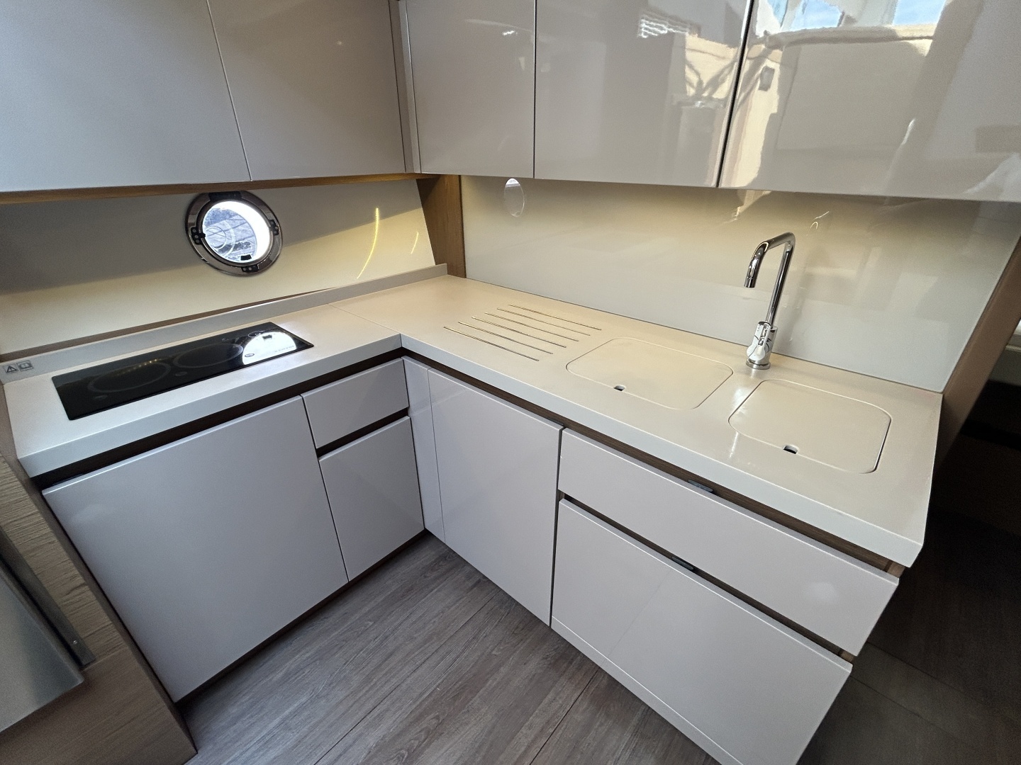 2018 Beneteau 50 GRAN TURISMO - Image 27