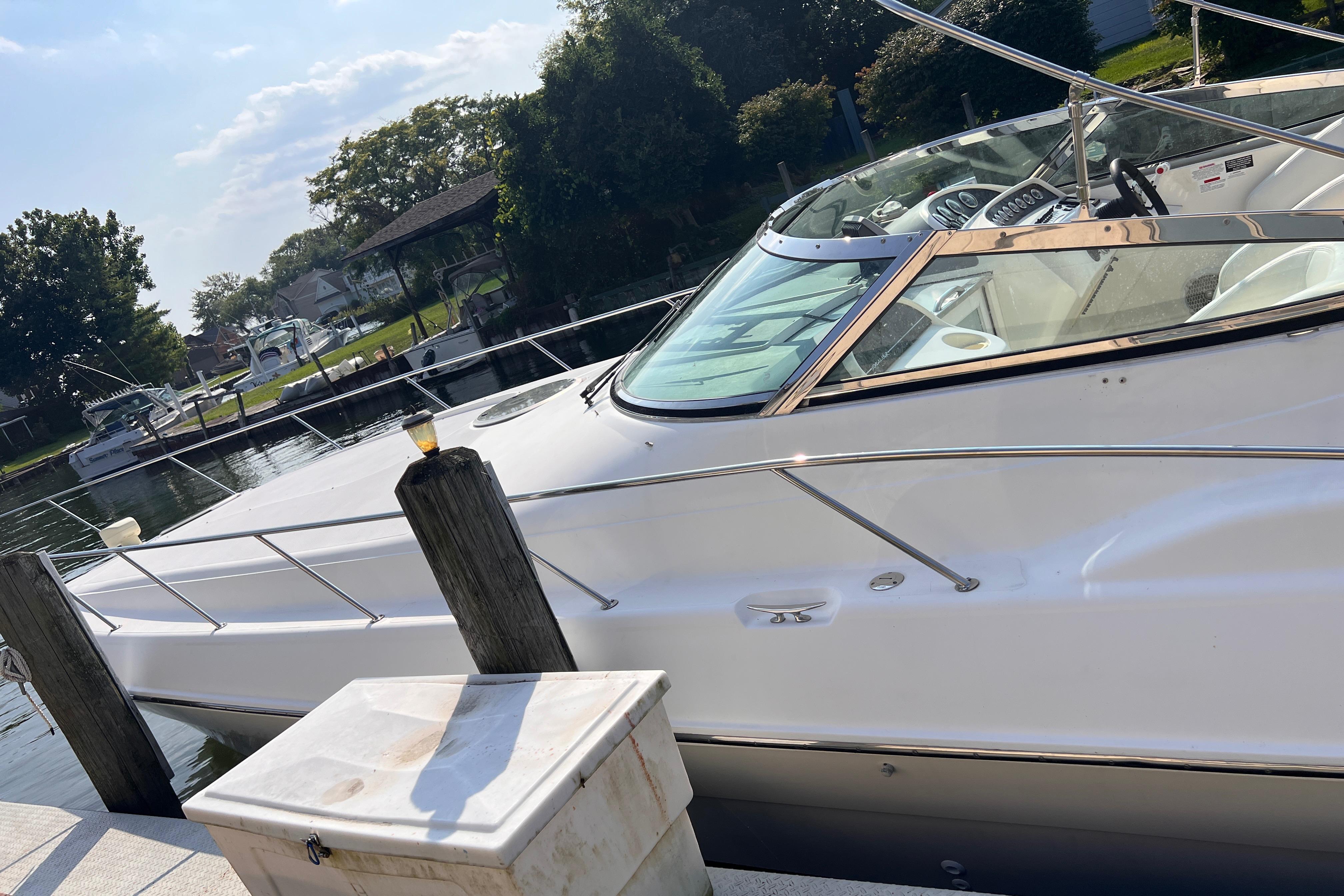 2000 Wellcraft 45 Excalibur