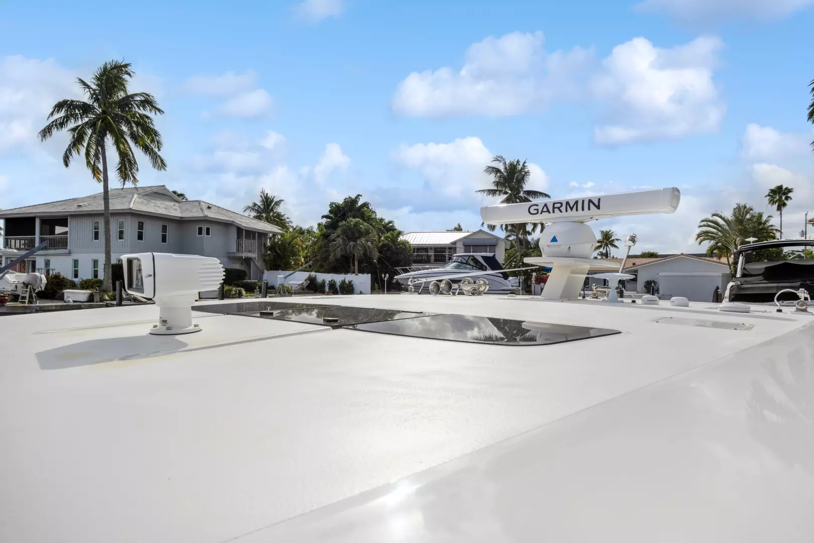 2022 Tiara Yachts — - Image 9