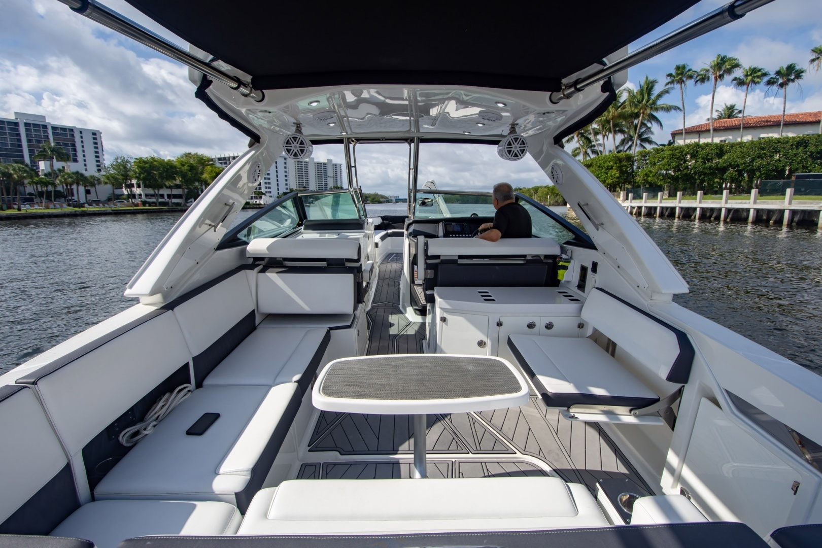 2022 Monterey 385 SS - Image 44