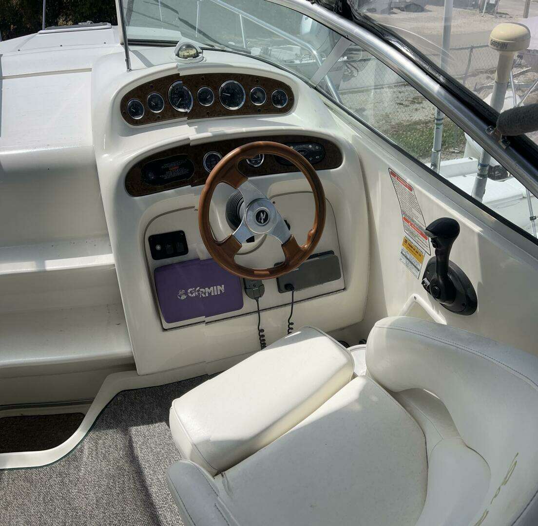2001 Sea Ray 260 Sundancer - Image 8