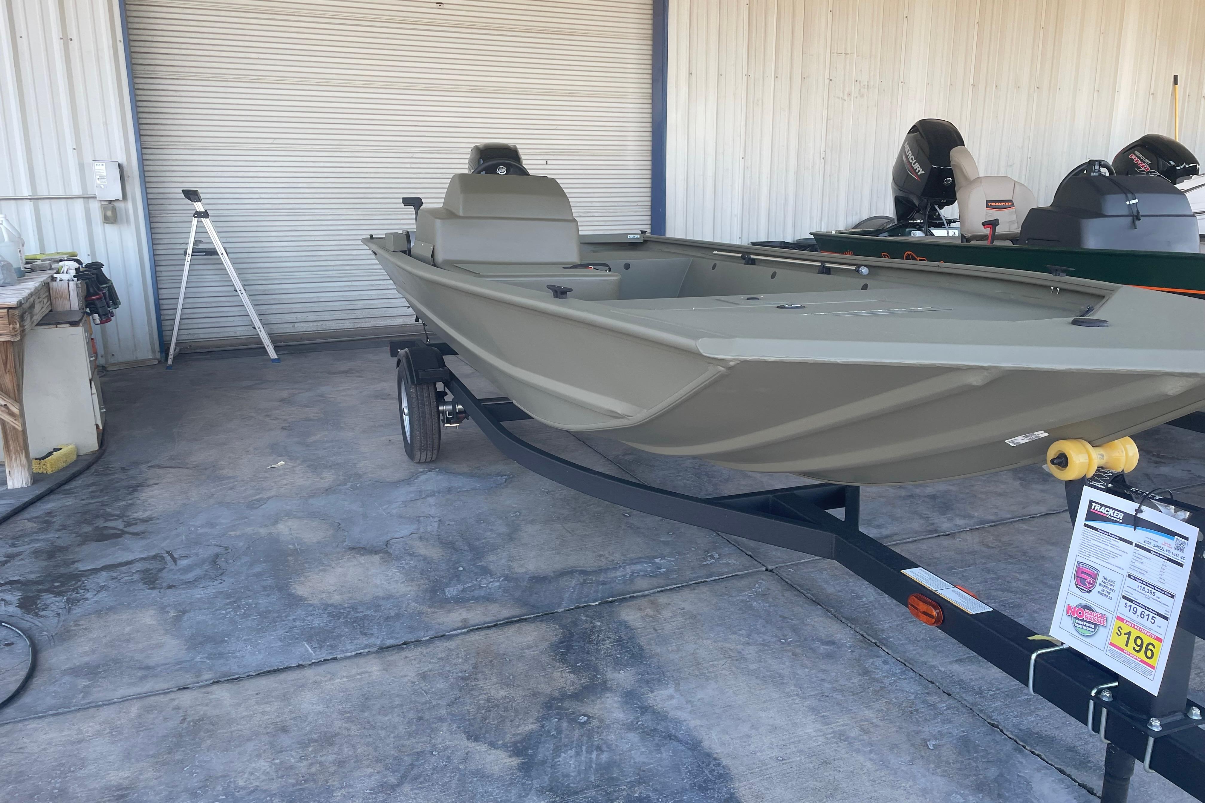 2026 Tracker Grizzly 1648 SC