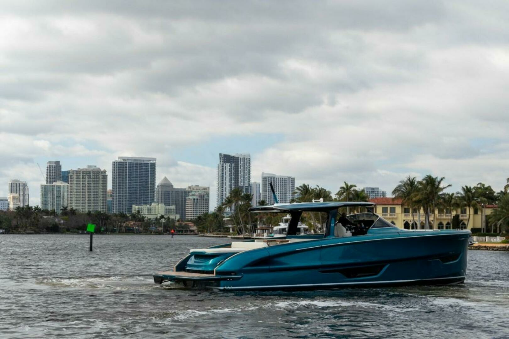 2024 Solaris 52 open - Image 14