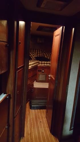1986 Hatteras Sportfish - 6