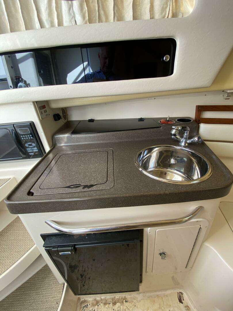 2005 Grady-White Marlin 300 - Image 13