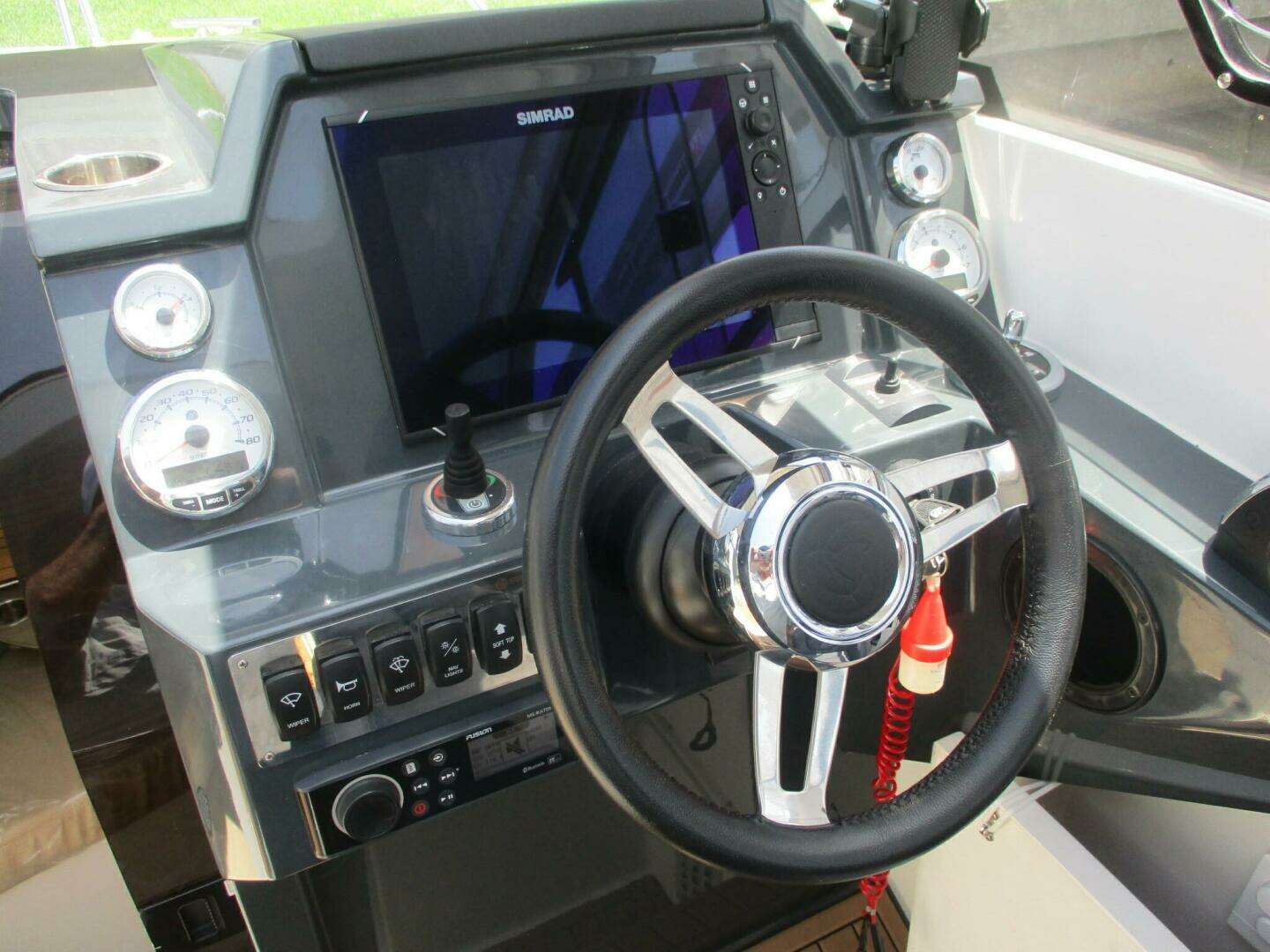 2023 Skamander 790 Explorer - Image 6