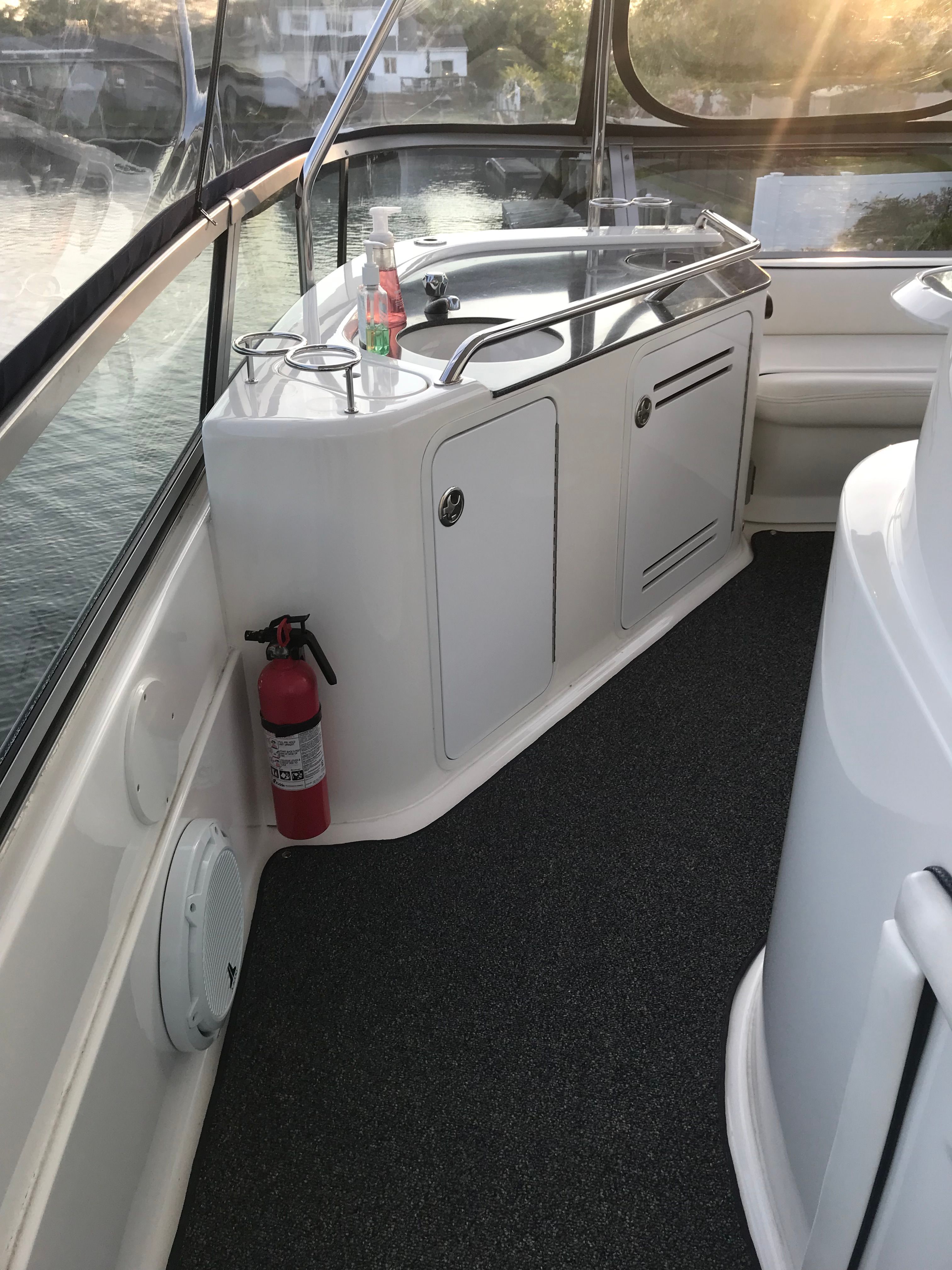 2005 Sea Ray 500 Sedan Bridge - 10