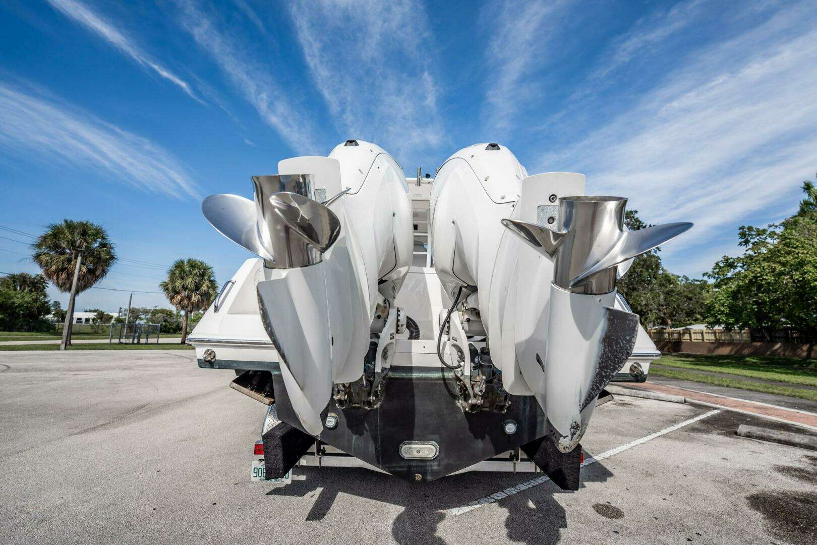 2021 Everglades 335 Center Console - Image 52