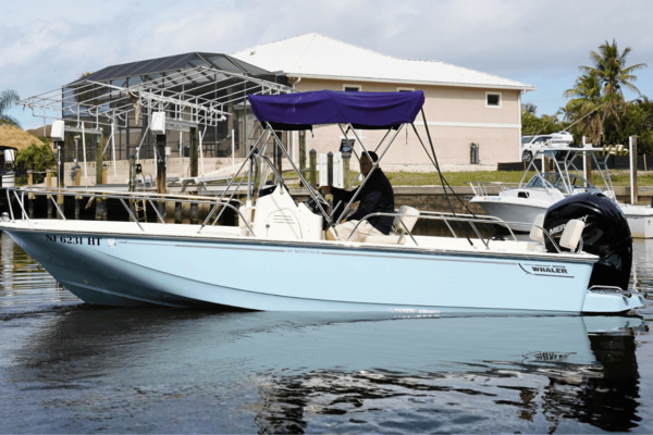 2023 Boston Whaler 190 Montauk