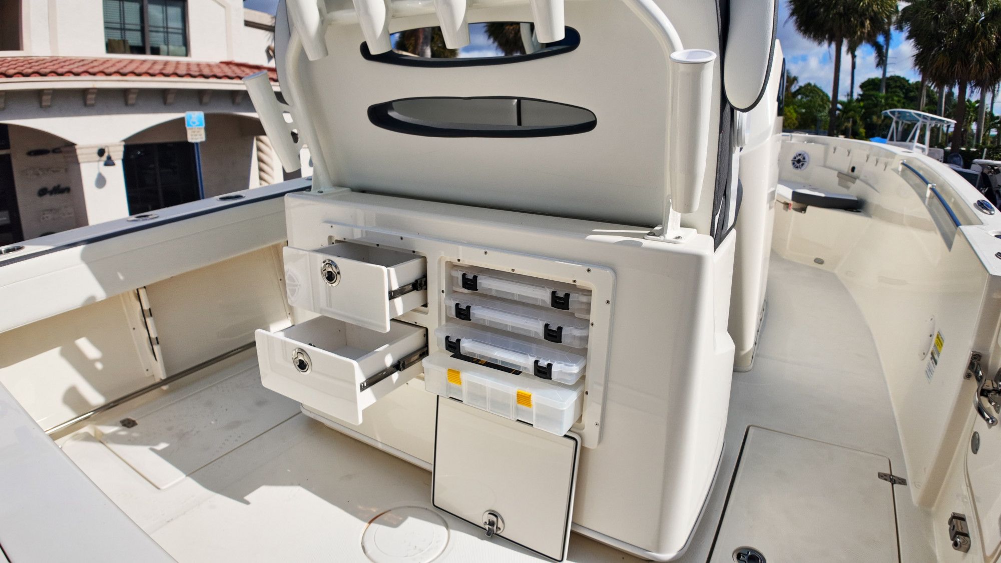 2027 Cobia 245 Center Console - 11