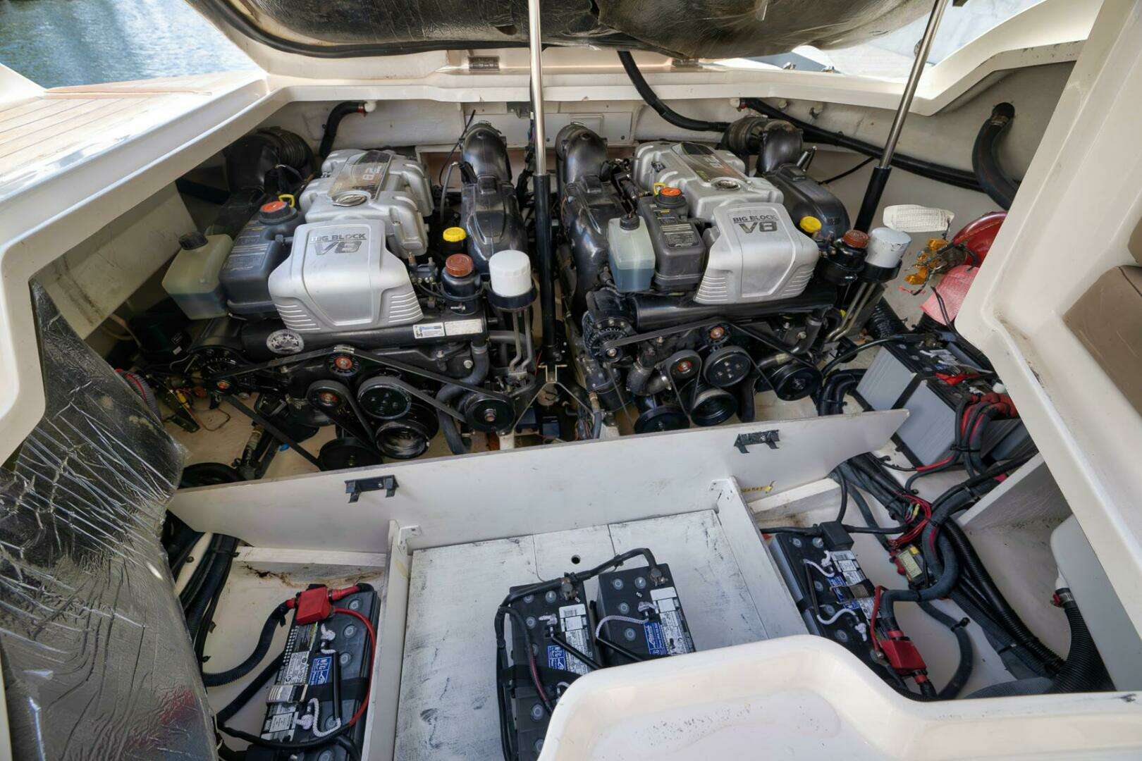 2016 Sea Ray 350 SLX - Image 34