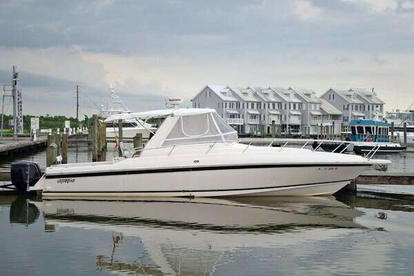 1994 Intrepid 376 Walkaround