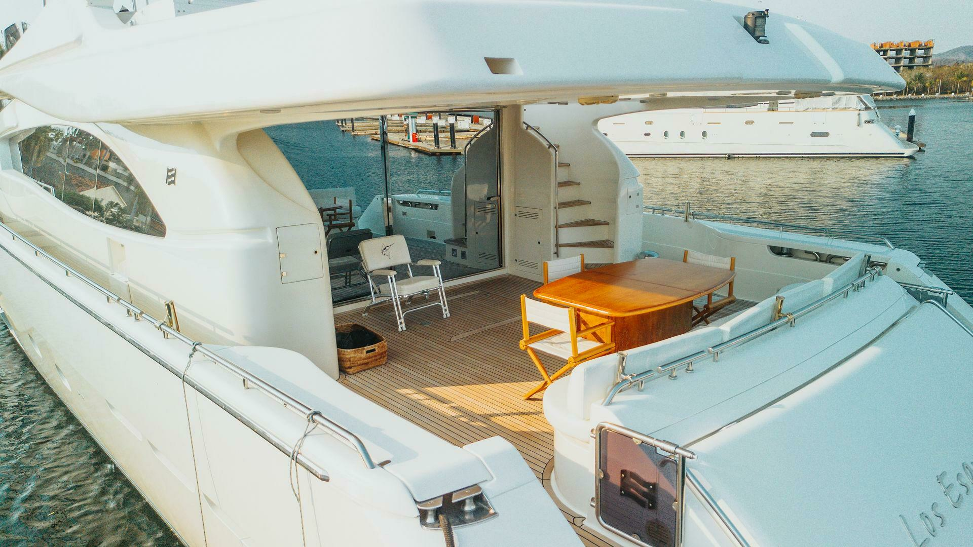 2007 Ferretti Yachts 881 - Image 6
