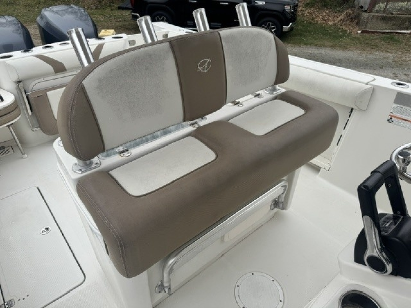 2013 Sailfish 290 CC - Image 15