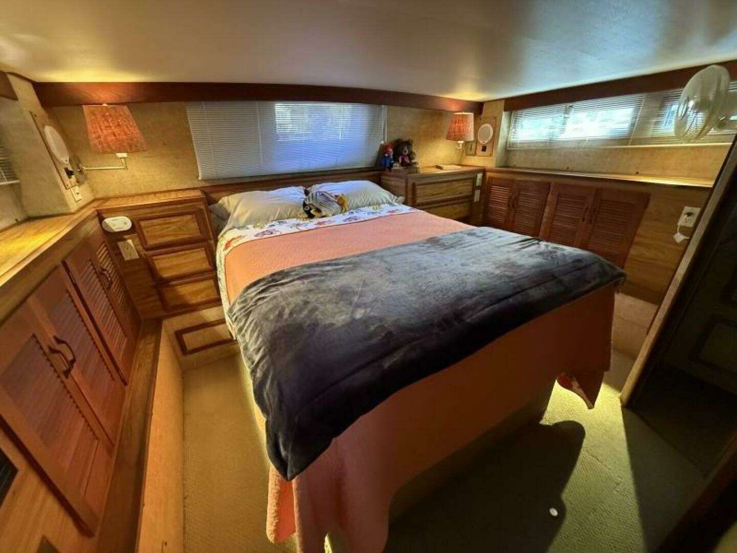 1980 Viking 43 DCMY - Image 24