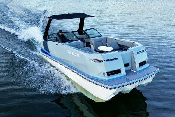 2023 Correct Craft Ingenity 23EL2 Electric Boat