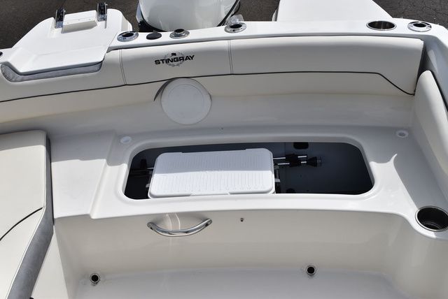 2024 Stingray 182 SC - 19
