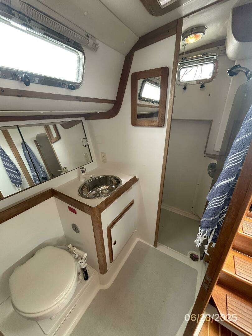 1995 Freedom 40/40 - Image 57