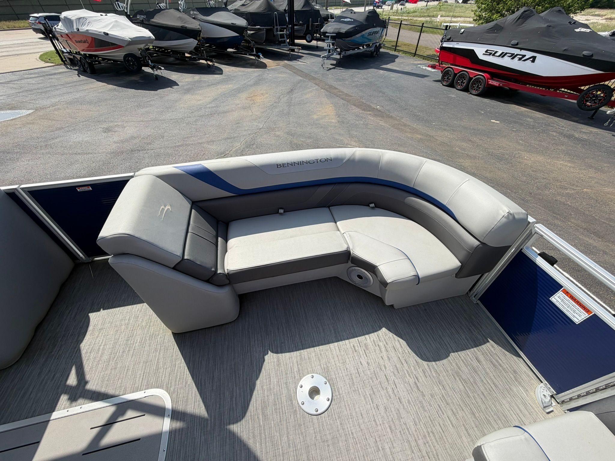 2022 BENNINGTON 22 SXSRC - Image 21
