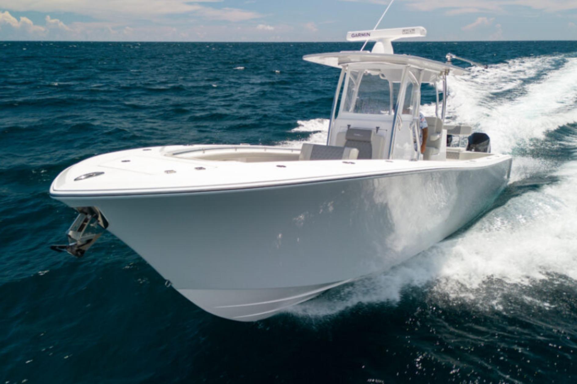 2026 Front Runner 33 Center Console