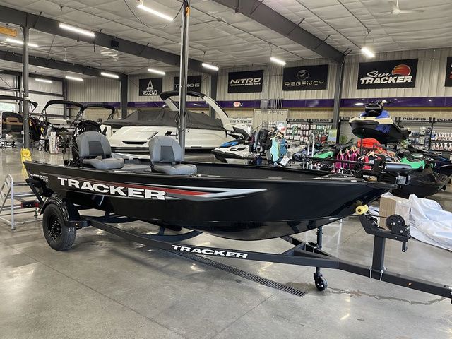 2026 Tracker Super Guide V 16 T - 2