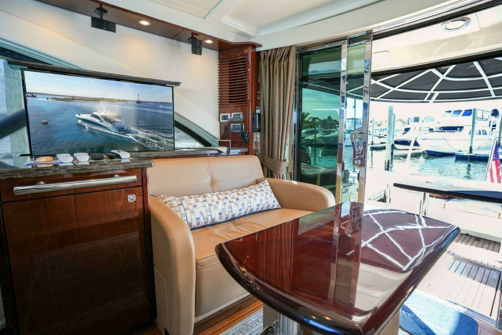 2013 Sea Ray 610 Sundancer - Image 18