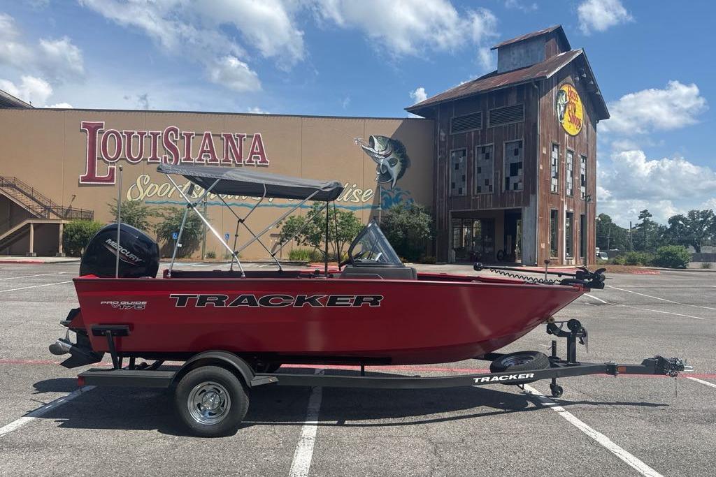2026 Tracker Pro Guide V-175 Combo boat parked outside Louisiana Sportsman’s Paradise.