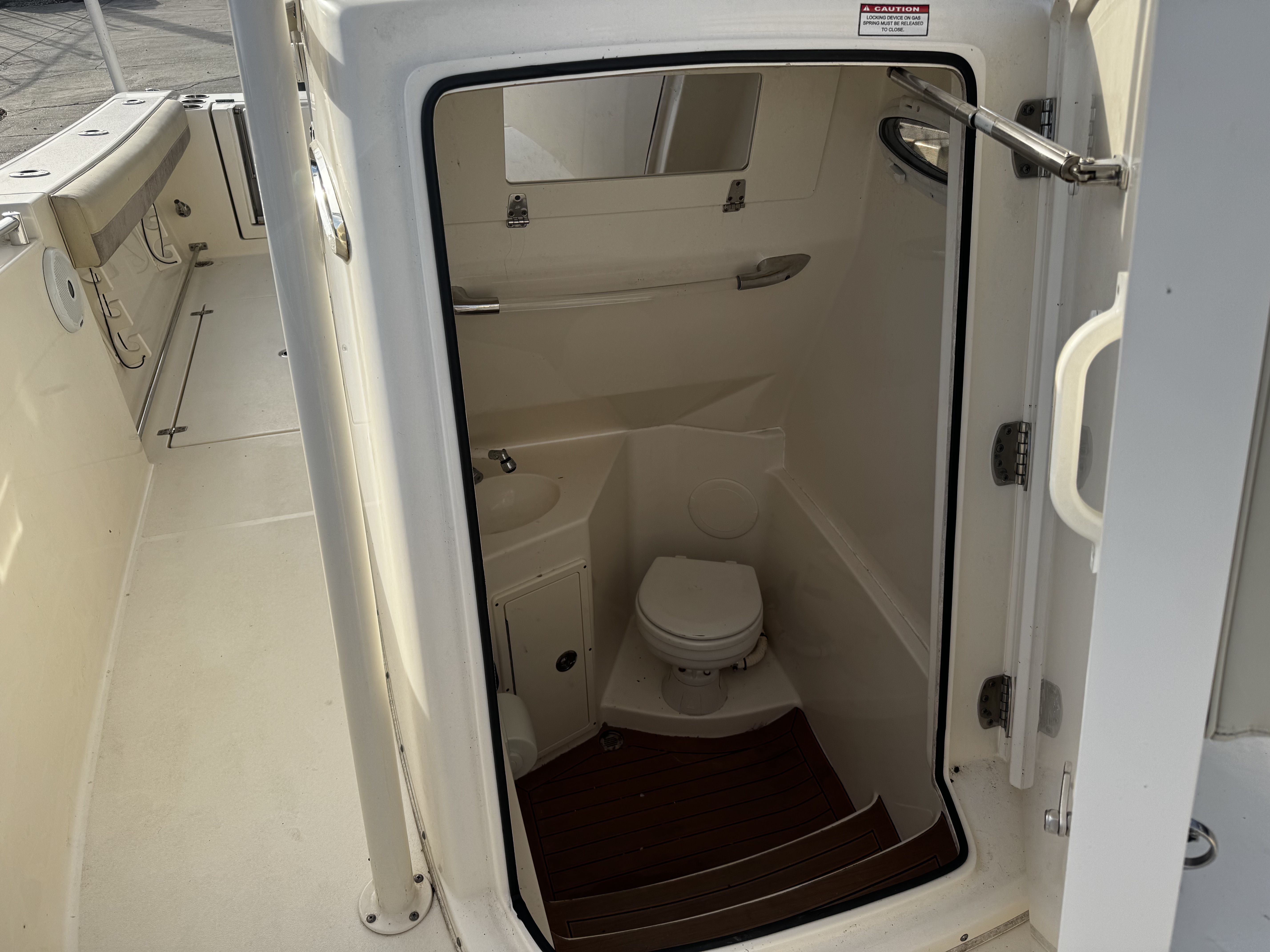 2017 Cobia 277 Center Console - 8