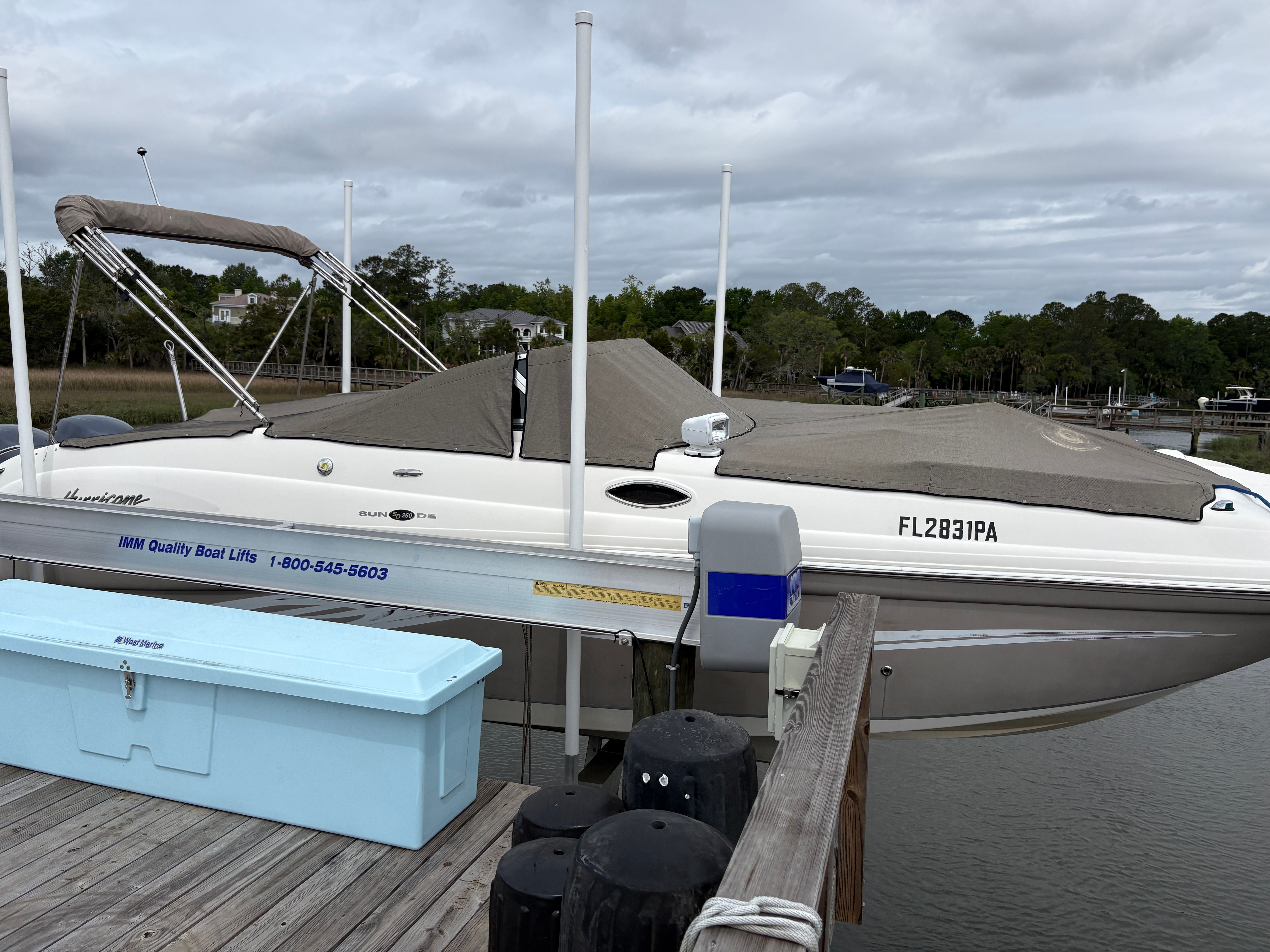 2009 Hurricane SUN DECK 260