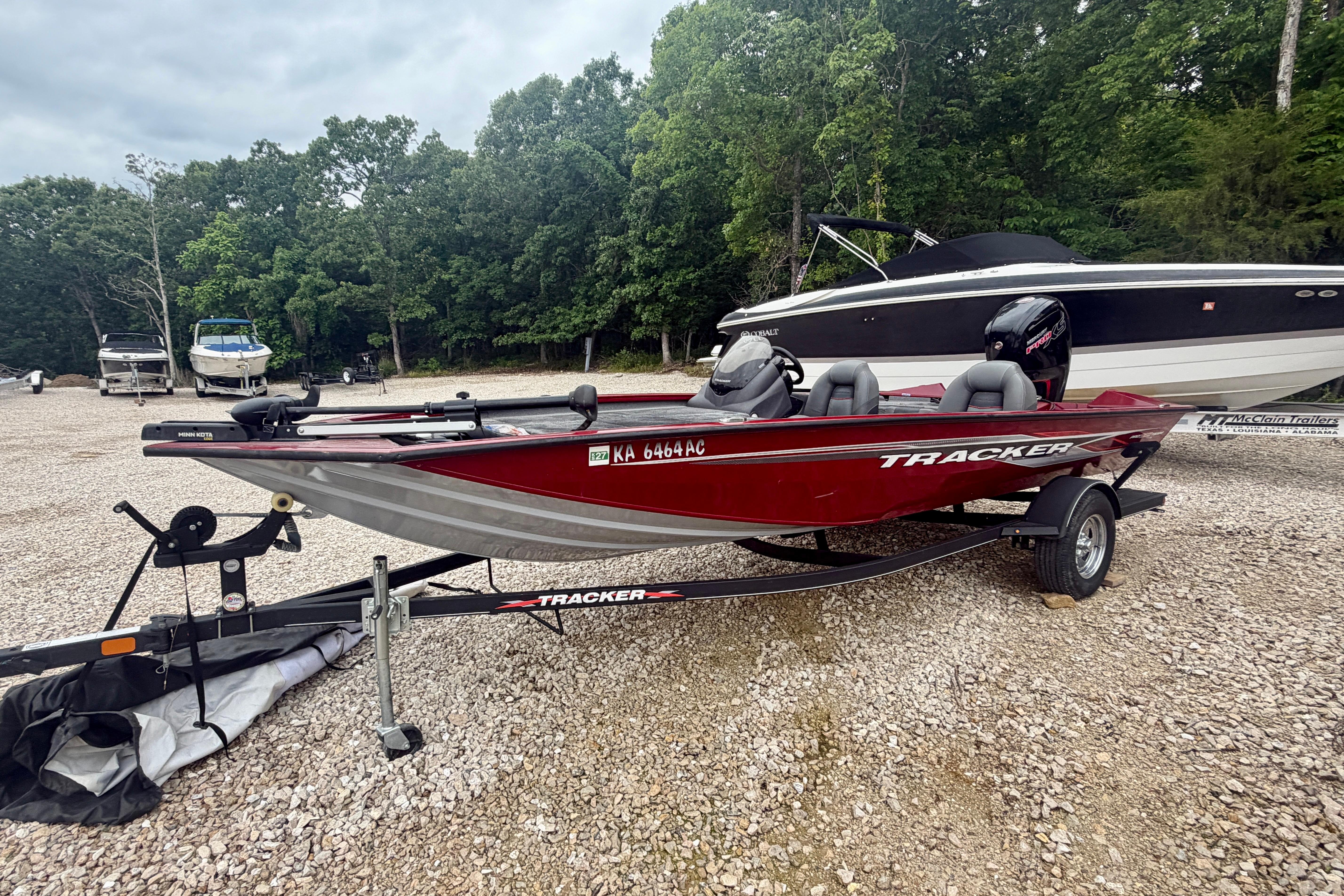 2021 Tracker Pro Team 195 TXW