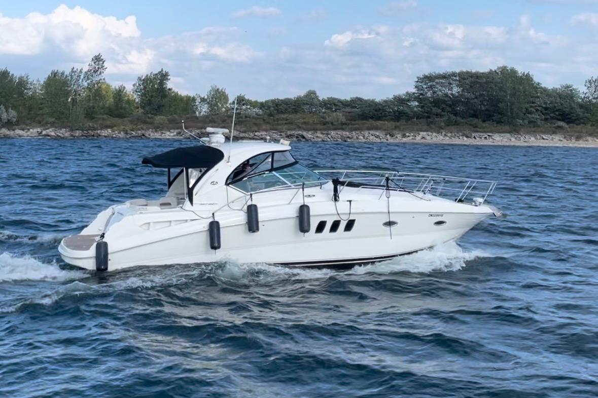 2012 Sea Ray 390 Sundancer