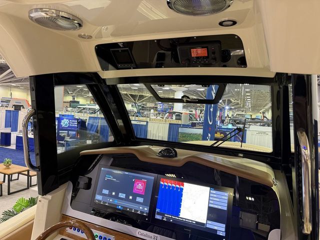 2026 Chris-Craft Catalina 31 - 16